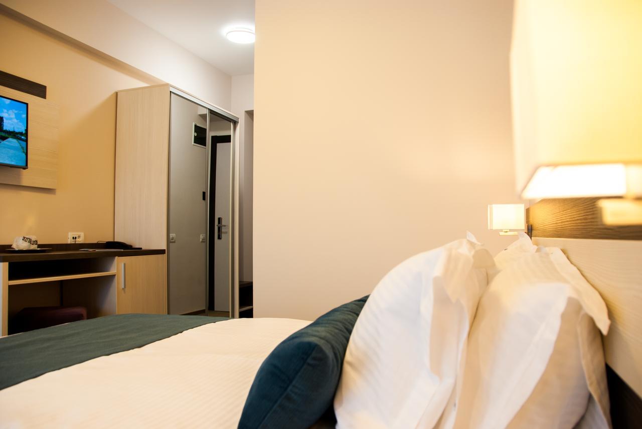 Milano Blue Mamaia Hotell Eksteriør bilde